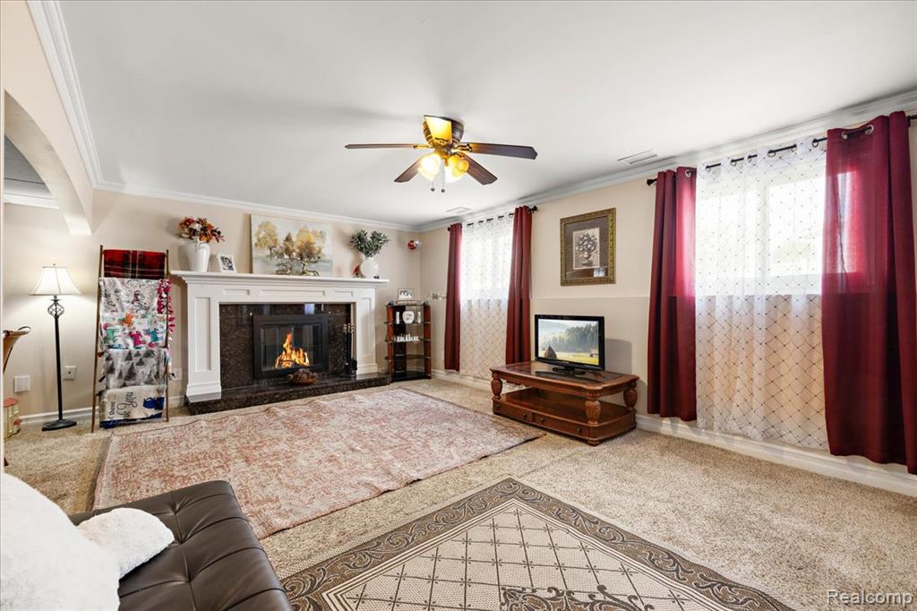40058 Fraser Drive, Sterling Heights, MI 48310 — Photo 21