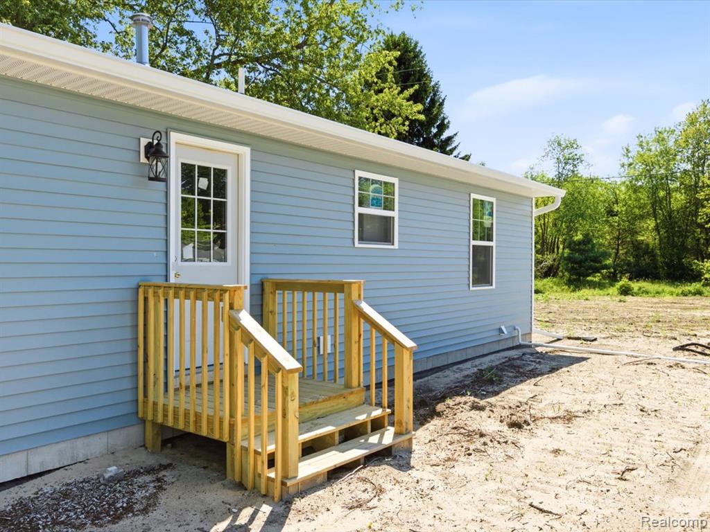 2971 Beach Road, Port Huron, MI 48060 — Photo 25