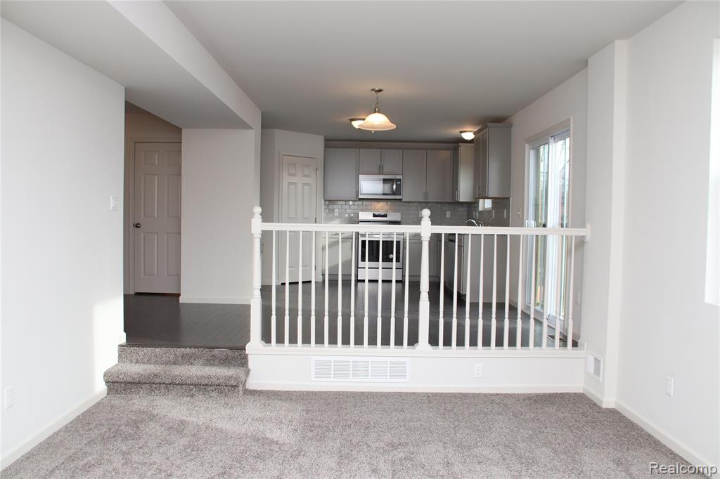58278 PEMBROOKE Avenue, New Haven, MI 48048 — Photo 15