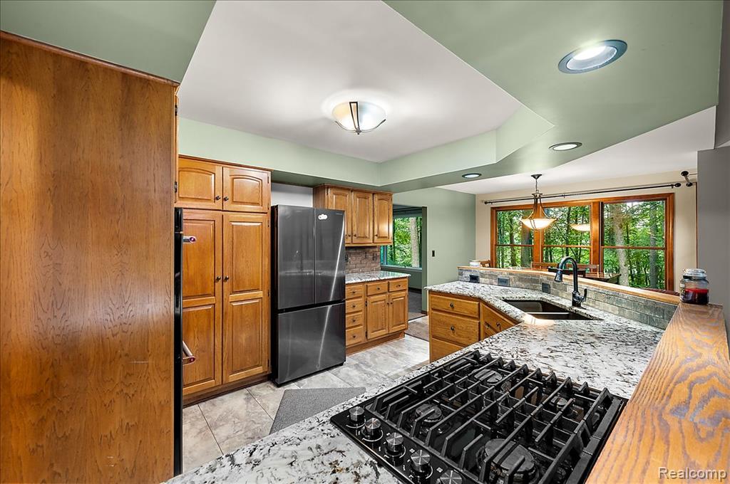 670 Rolling Acres Drive, Ortonville, MI 48462 — Photo 20