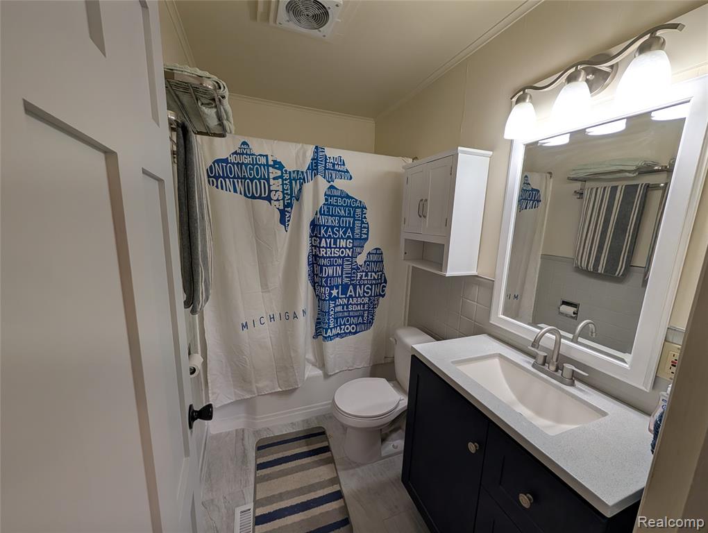 4010 Reynolds Street, Flint, MI 48532 — Photo 16