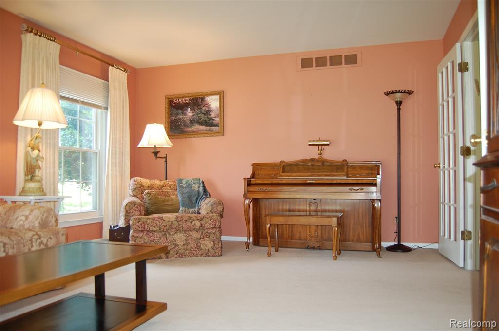 6560 Perham Drive, West Bloomfield, MI — Photo 19