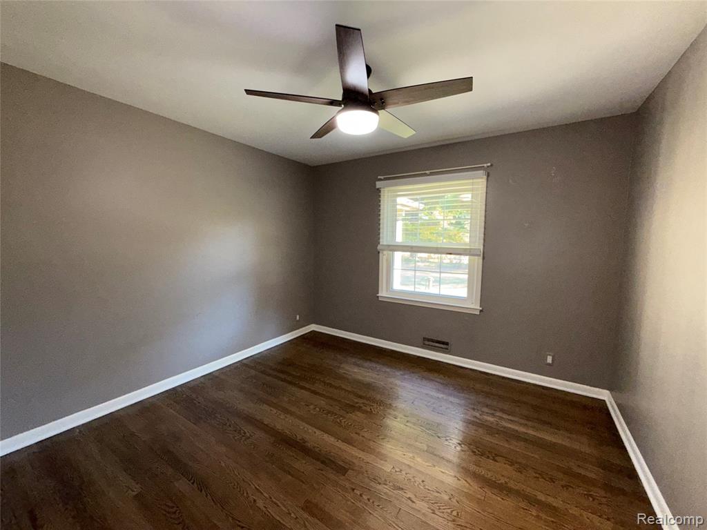 1929 Bayou Drive, Bloomfield, MI 48302 — Photo 15