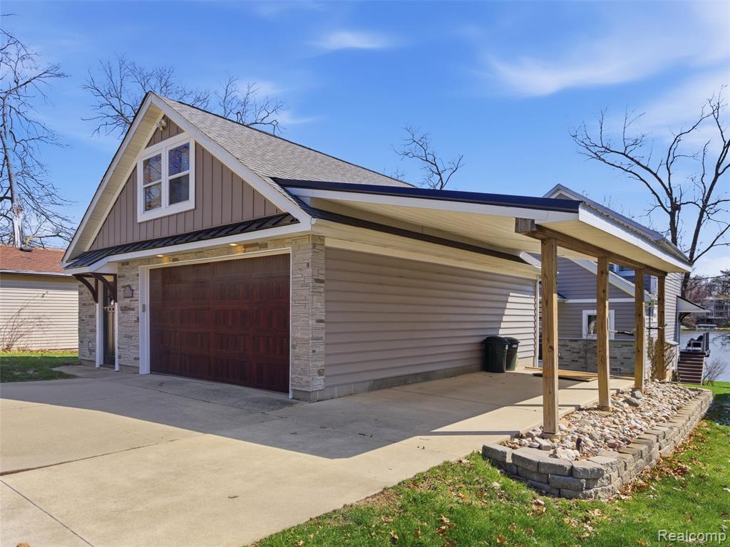 16475 Angle Drive, Linden, MI 48451 — Photo 49