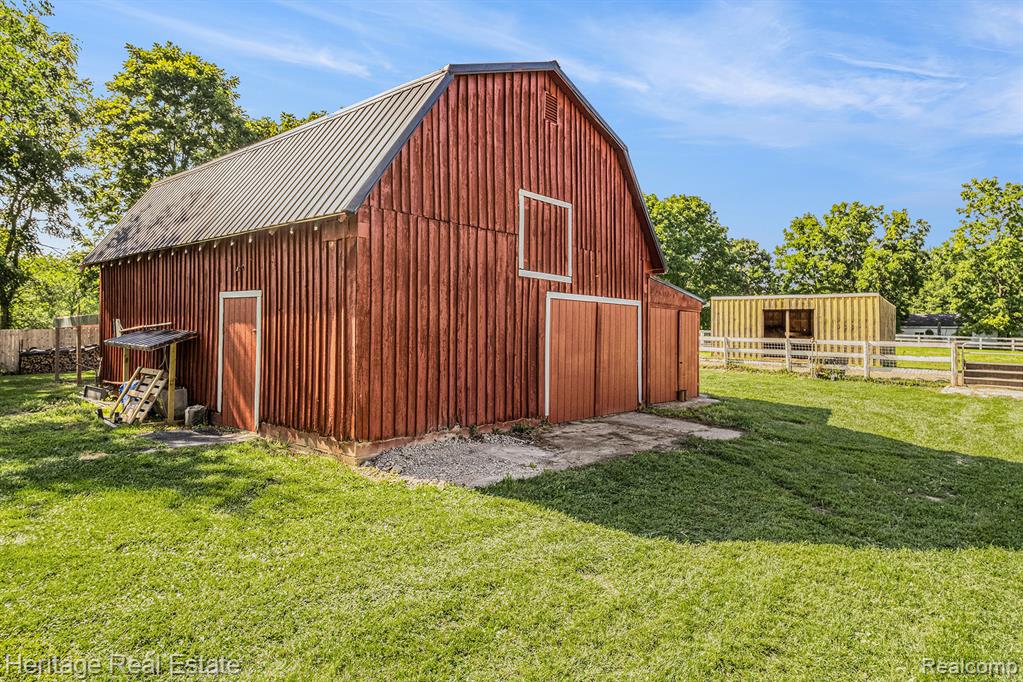 3976 Mitchell Road, Lapeer, MI 48446 — Photo 28