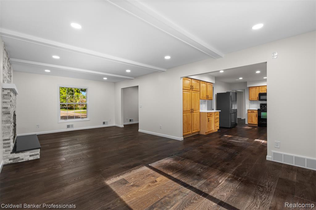 5890 Pinecroft Drive, West Bloomfield, MI — Photo 13