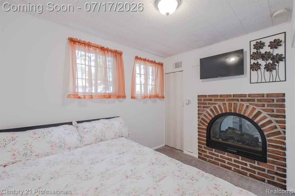 420 Bellevue Avenue, Lake Orion, MI 48362 — Photo 12