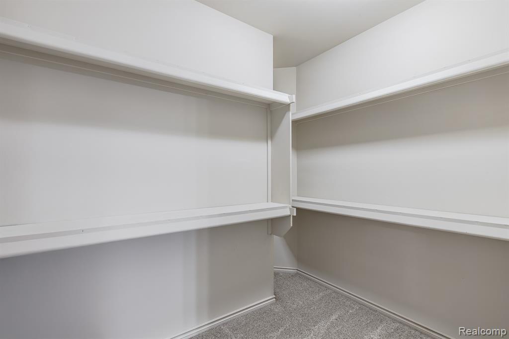 9573 Kingsway Circle, Clarkston, MI 48348 — Photo 33
