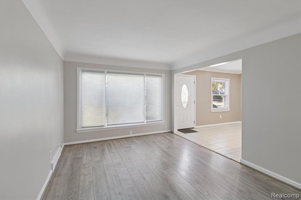 7853 Robinson Avenue, Allen Park, MI 48101 — Photo 12