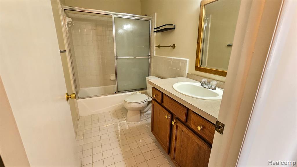 433 Fox Hills Drive Drive S, Bloomfield Hills, MI 48304 — Photo 18