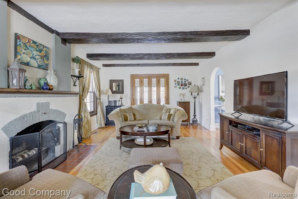 18930 Hillcrest Street, Beverly Hills, MI 48025 — Photo 13