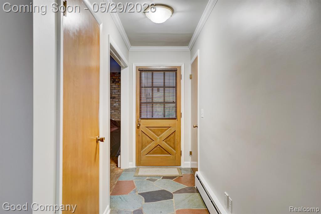 1371 Winchcombe Drive, Bloomfield Hills, MI 48304 — Photo 6