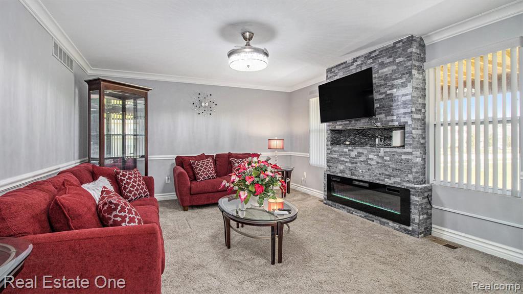 8925 Heritage Drive, Romulus, MI 48174 — Photo 10