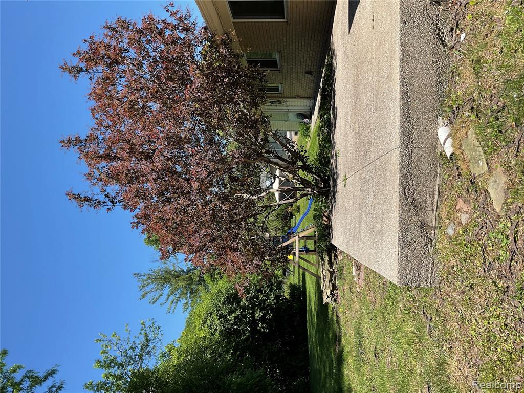 7096 Riverstone Road, West Bloomfield, MI — Photo 3