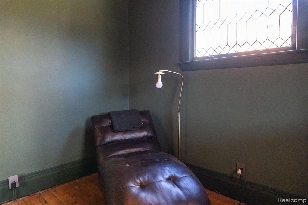 73 TENNYSON Street, Highland Park, MI 48203 — Photo 9