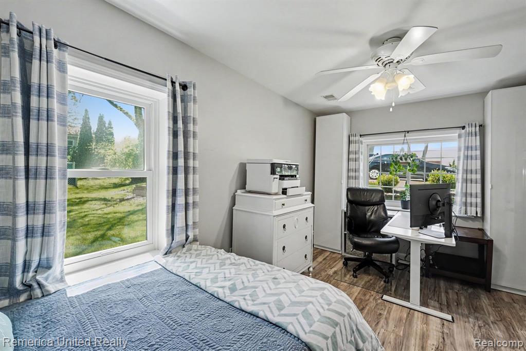 1736 Shoreline Drive, Hartland, MI 48353 — Photo 12