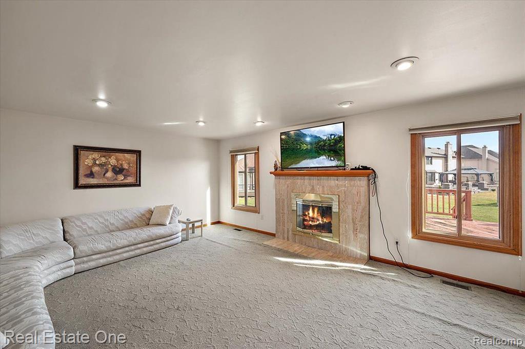 4836 CORRIANDER Drive, Sterling Heights, MI 48314 — Photo 20