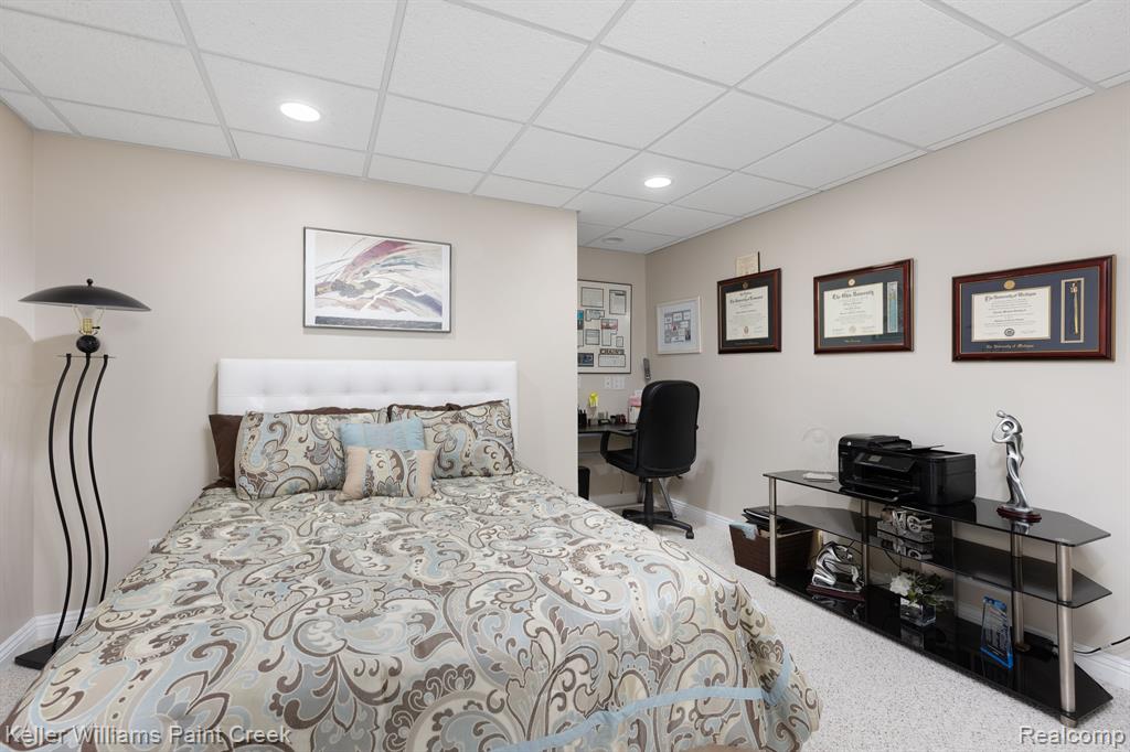 5504 Eagleview Court, Clarkston, MI 48348 — Photo 31