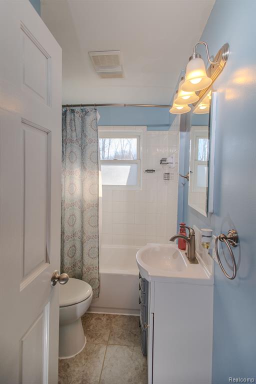 7705 BELL Road, Birch Run, MI 48415 — Photo 17