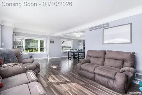 371 Hillcliff Drive, Waterford, MI 48328 — Photo 5