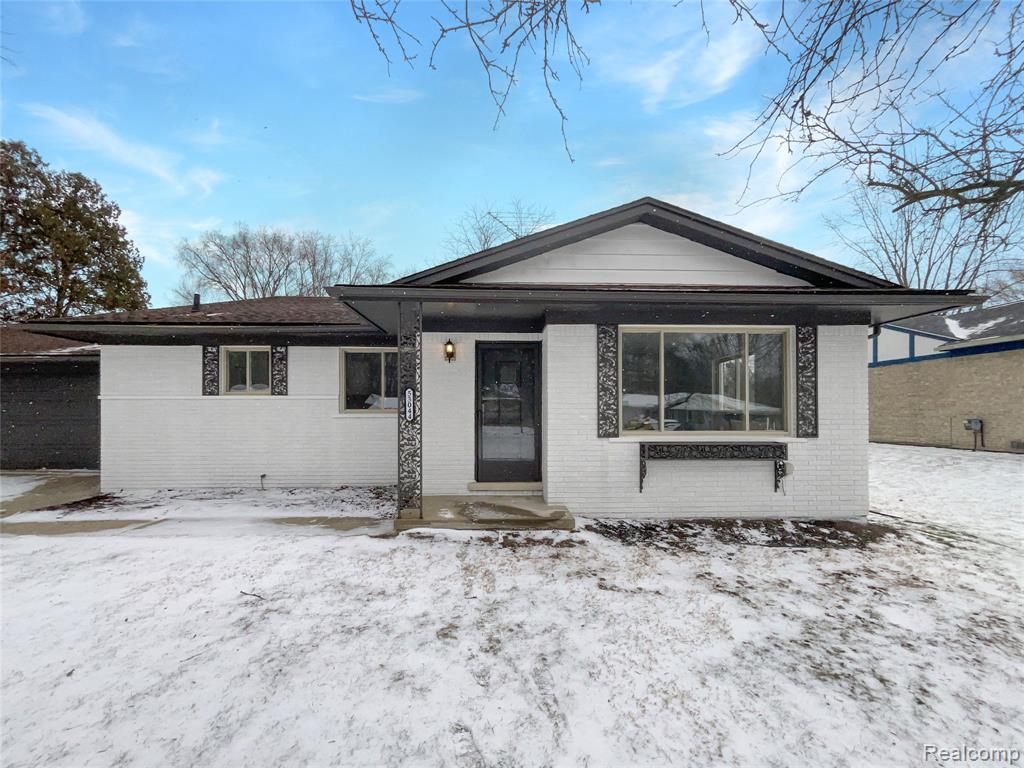 53044 Ruann Drive, Shelby Twp, MI 48316 — front exterior