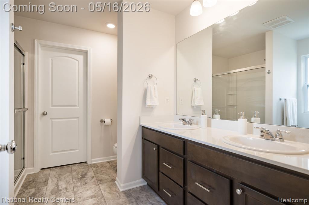 257 Sandhill Court, White Lake, MI — Photo 20