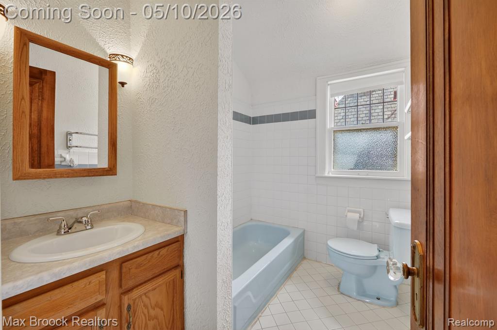 642 W Maplehurst Street, Ferndale, MI 48220 — Photo 37