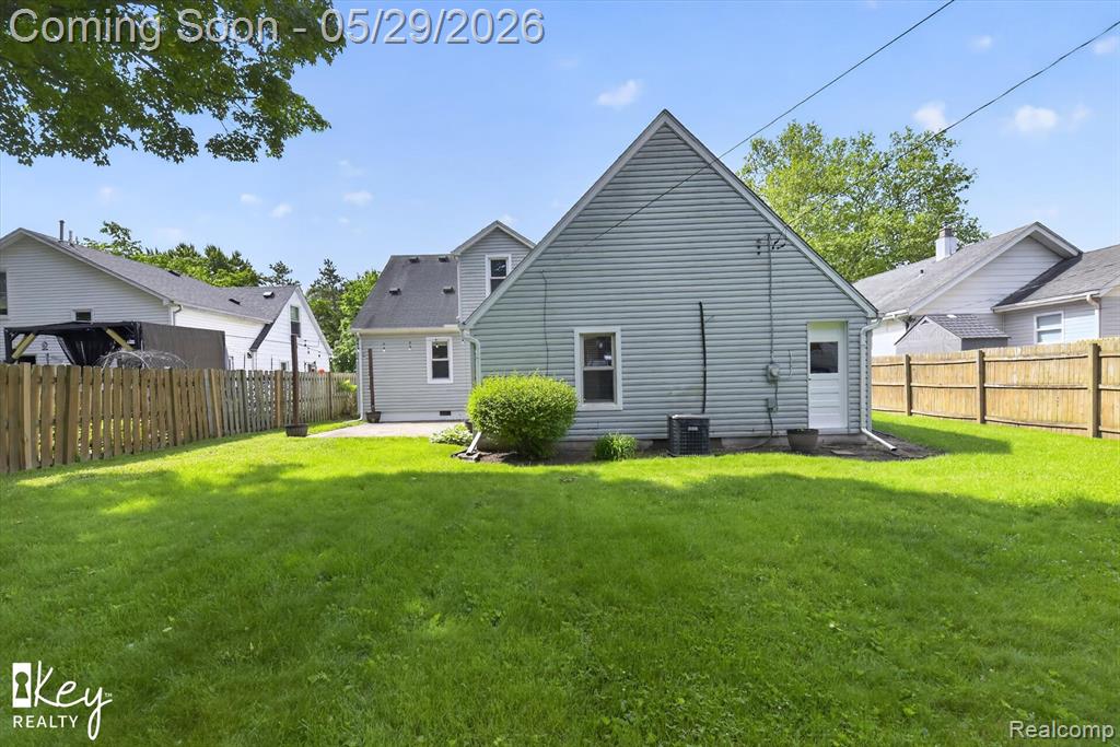 98 W Wabash Avenue, Belleville, MI 48111 — Photo 36