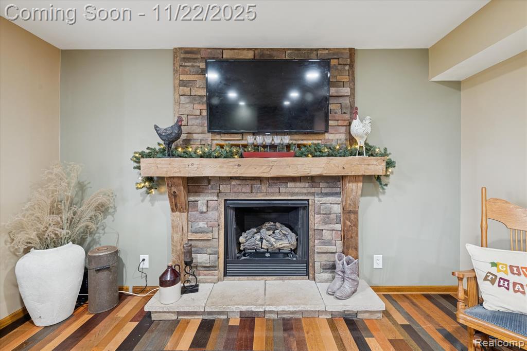 4196 Lotus Drive, Waterford, MI 48329 — Photo 11