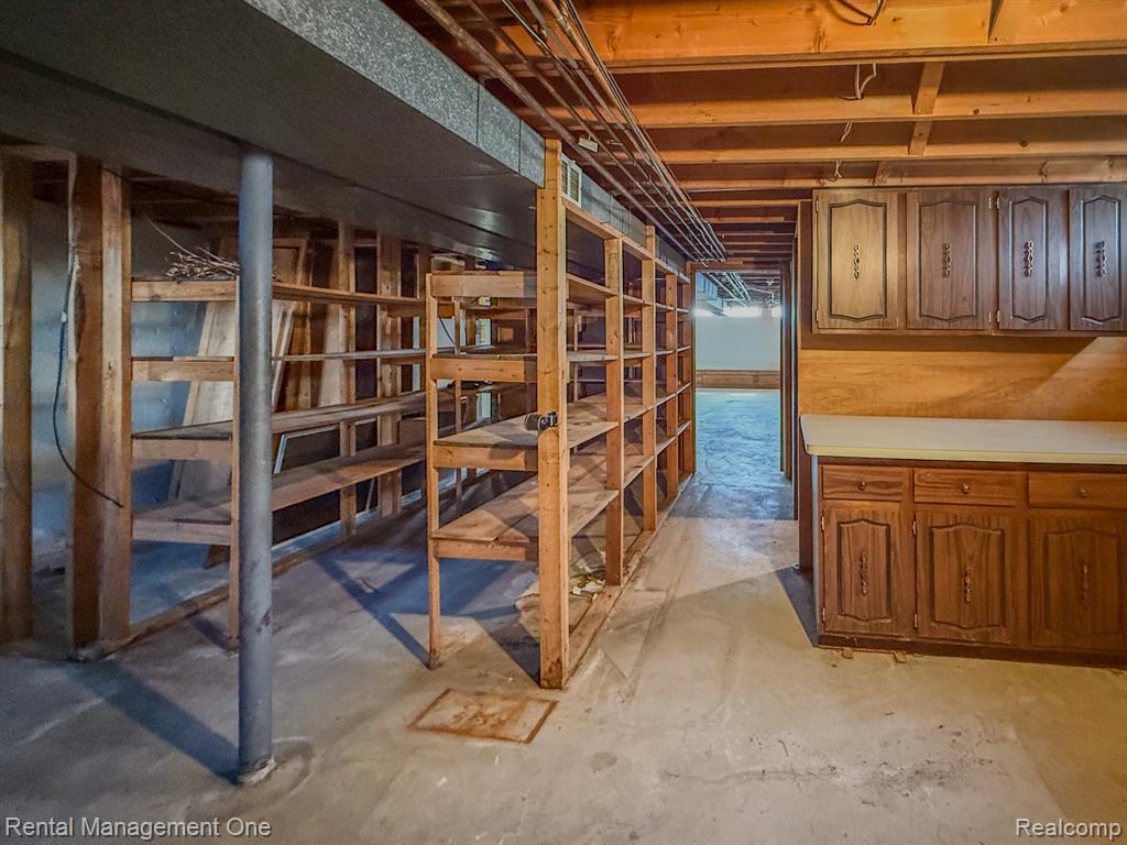 5326 FALMOUTH Drive, Troy, MI 48085 — Photo 36