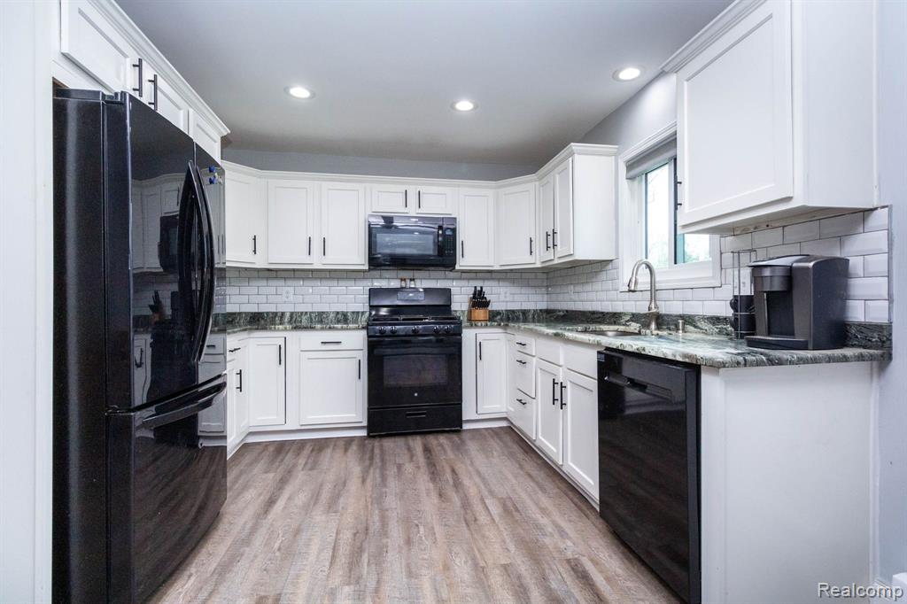 1337 Haines Road, Lapeer, MI 48446 — Photo 14