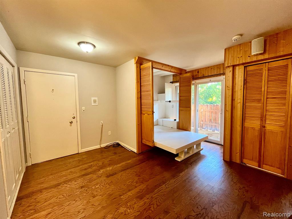 9999 ALLEN POINTE Drive, Allen Park, MI 48101 — Photo 4