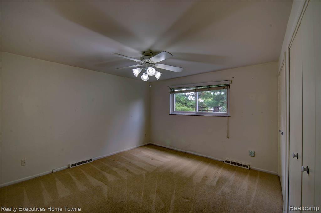 536 Central Street, Marysville, MI 48040 — Photo 21