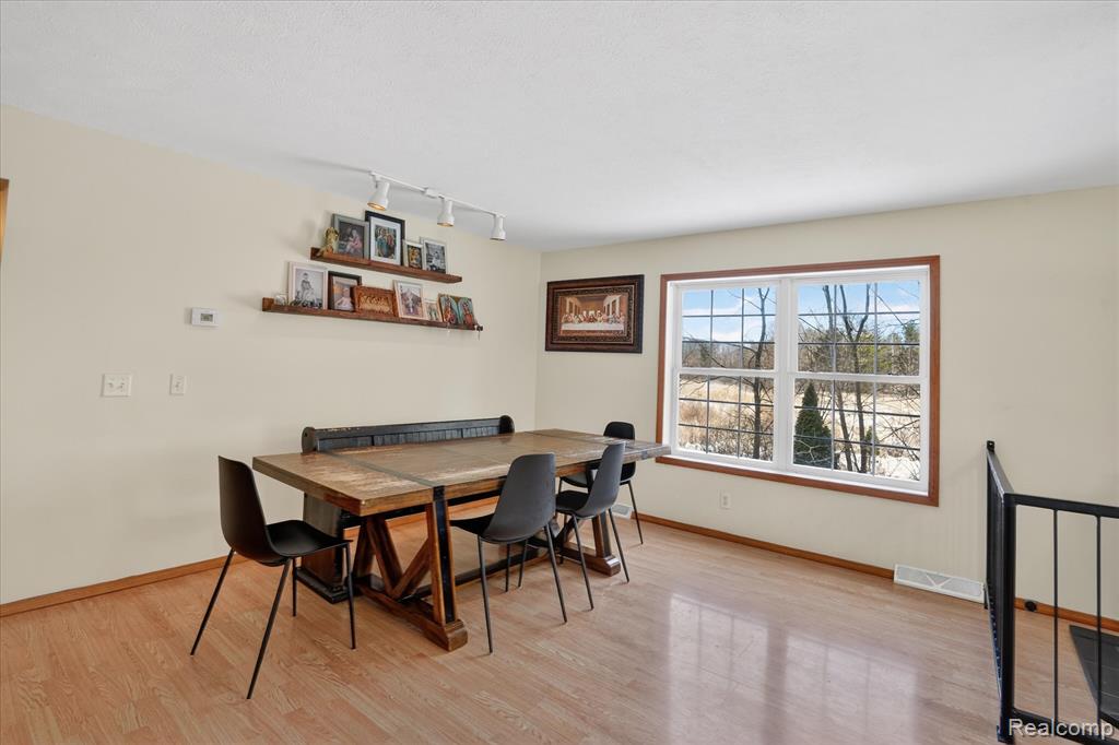 22092 Clear Lake Road, Battle Creek, MI 49014 — Photo 10