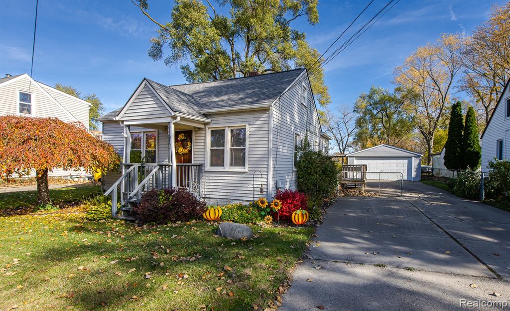 44084 Utica Road, Utica, MI 48317 — Photo 2