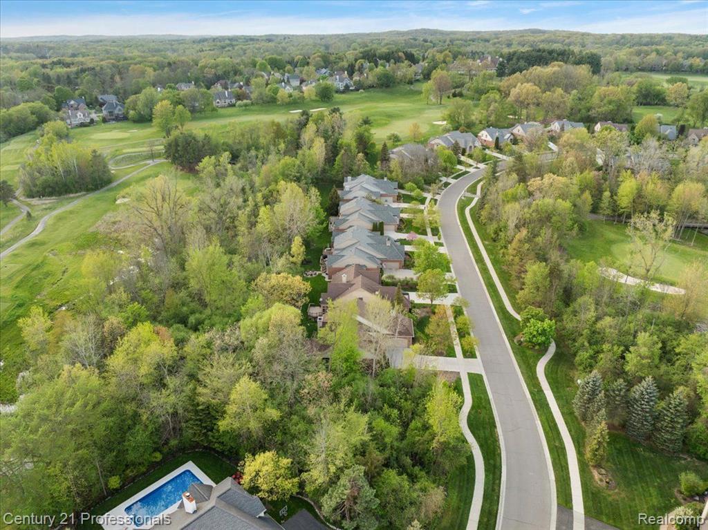 4735 OAKHURST RIDGE Road, Clarkston, MI 48348 — Photo 74