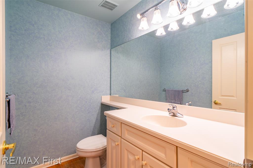 5503 Ortman Drive, Sterling Heights, MI 48314 — Photo 33