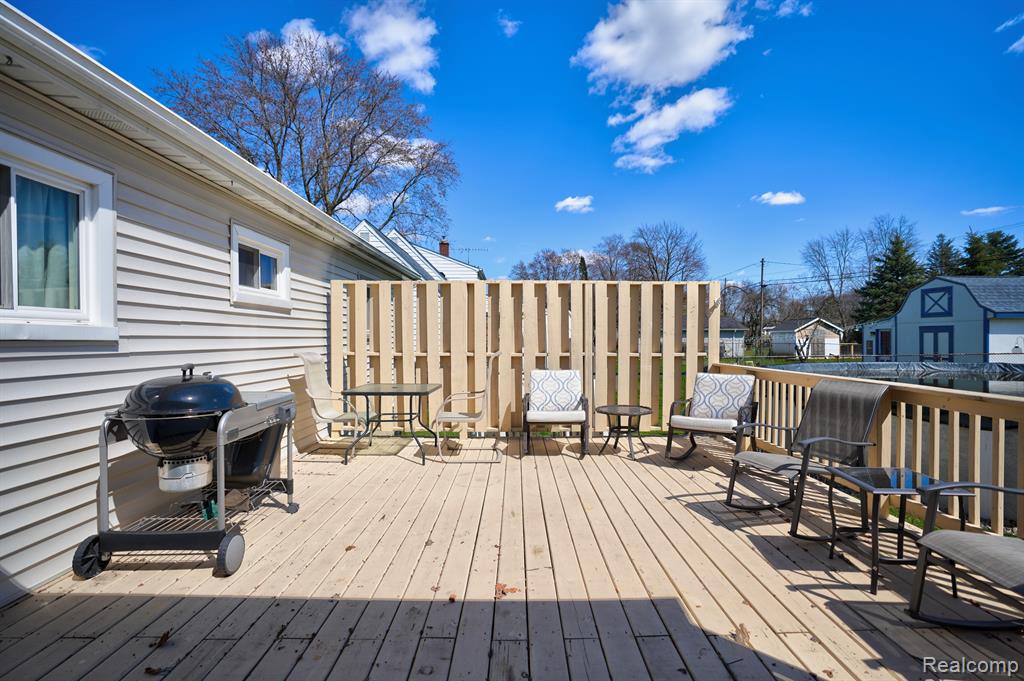 4342 SUNNYMEAD Avenue, Burton, MI 48519 — Photo 7