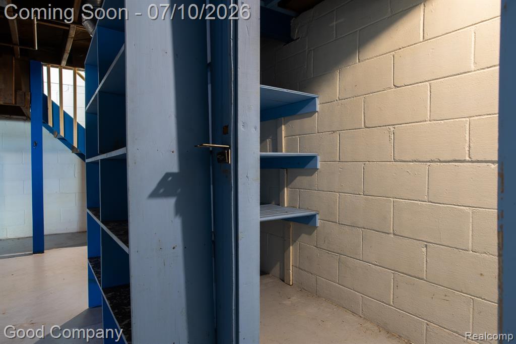 723 Pine Street, Wyandotte, MI 48192 — Photo 39