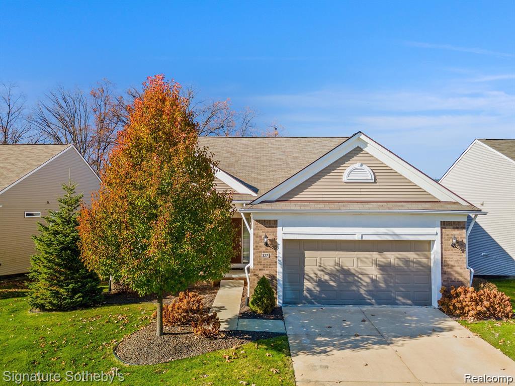 327 Bozeman Court, Howell, MI 48843 — Photo 2