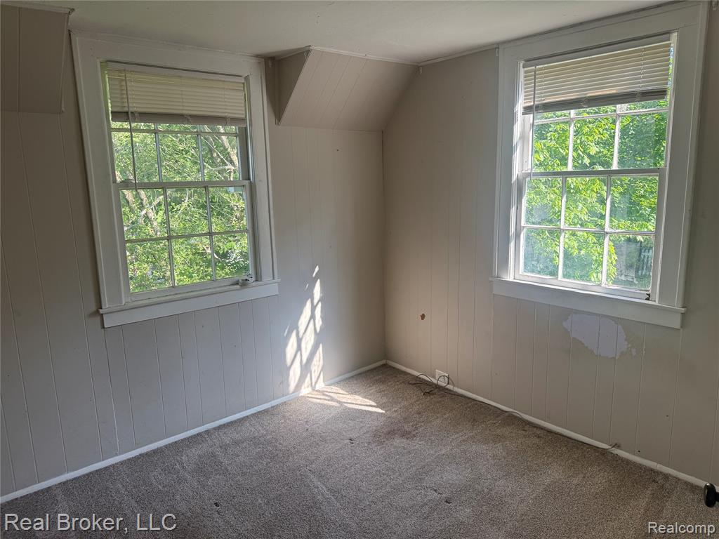 958 N Chevrolet Avenue, Flint, MI 48504 — Photo 13