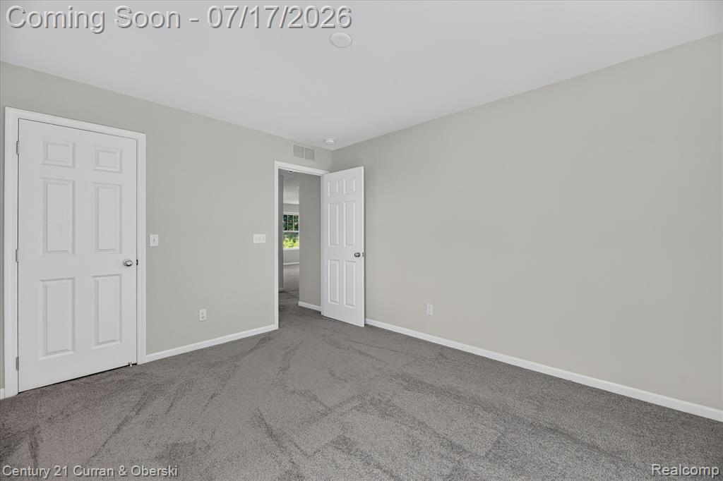 8404 Capstone Drive, White Lake, MI — Photo 32