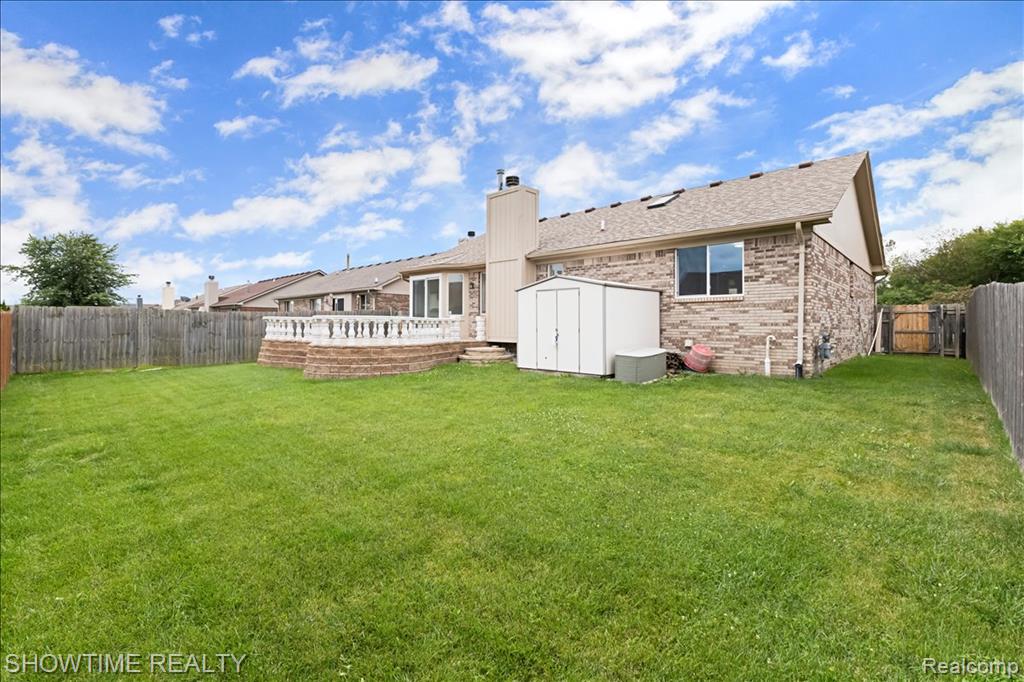 46132 Royal Drive, Chesterfield, MI — Photo 39
