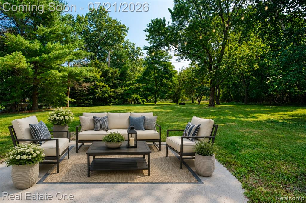 4069 Village Square, Brighton, MI 48114 — Photo 32