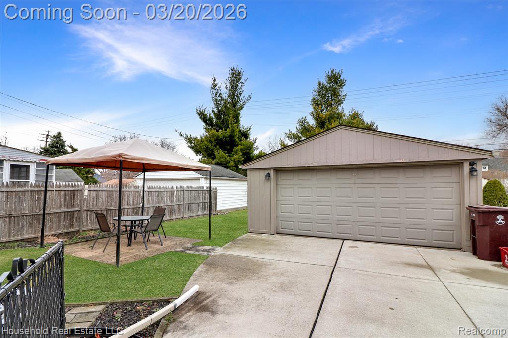 8335 Harding, Center Line, MI 48015 — Photo 19