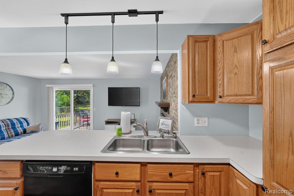 5521 Independence Colony Road, Grand Blanc, MI 48439 — Photo 20
