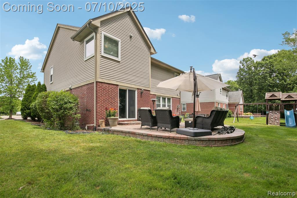 46533 Woodside Drive, Canton, MI 48187 — Photo 36