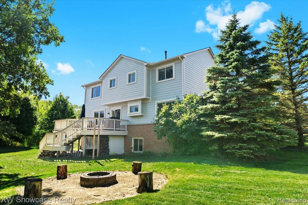 44847 Larkspur, Novi, MI 48377 — Photo 38