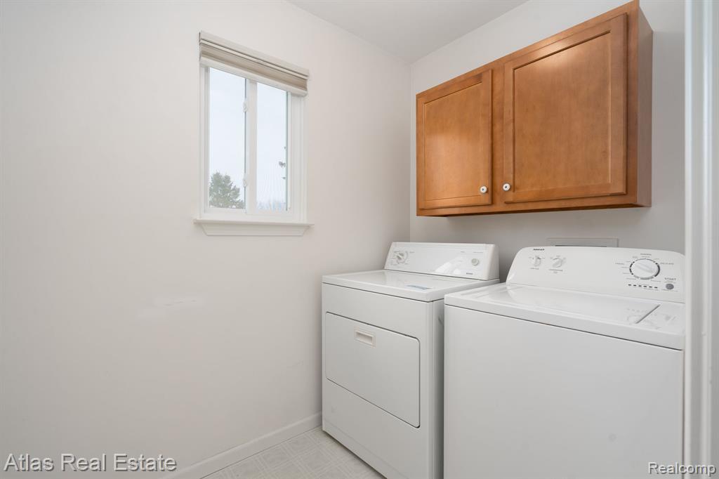 10200 Hawthorne Circle, Goodrich Vlg, MI — Photo 21