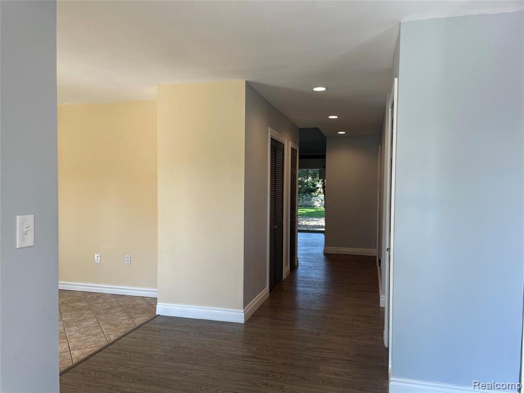 8981 Devon Drive, Shelby Twp, MI 48317 — Photo 4